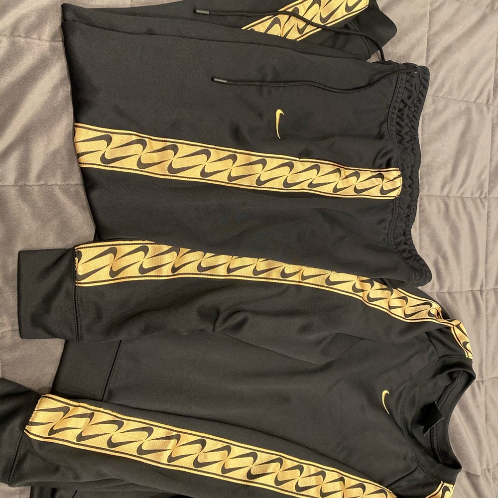 Nike tracksuit